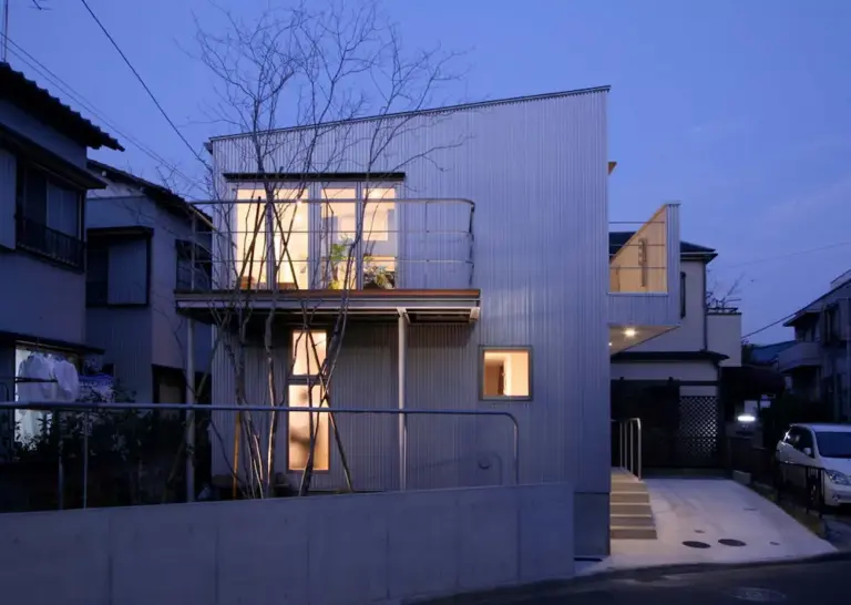 オリジナル造作家具が彩る家